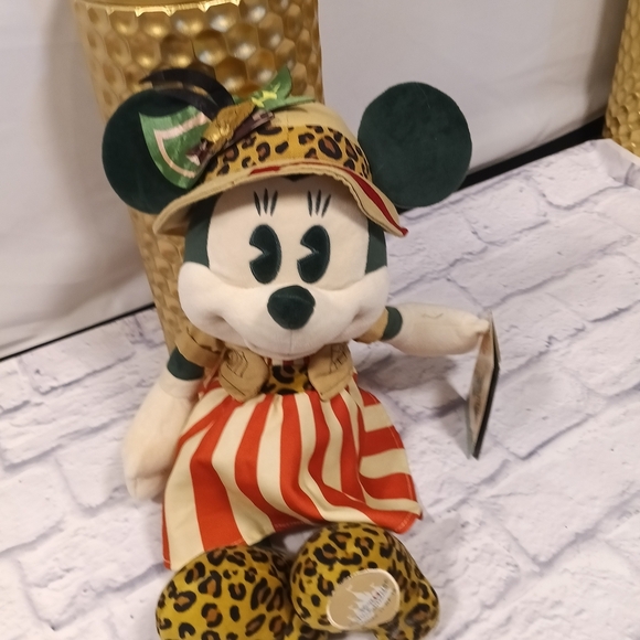 Minnie Mouse Main Attraction Safari Minnie #11 of 12 - Picture 7 of 12